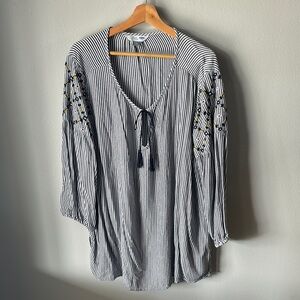 Old Navy Black and White Striped Blouse